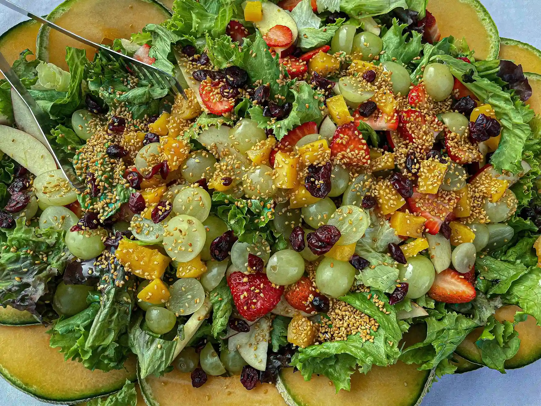Ensalada con frutas frescas