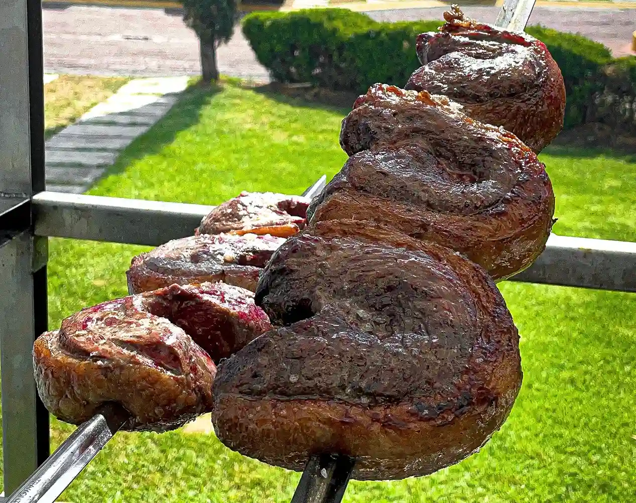 Picaña asándose a fuego lento